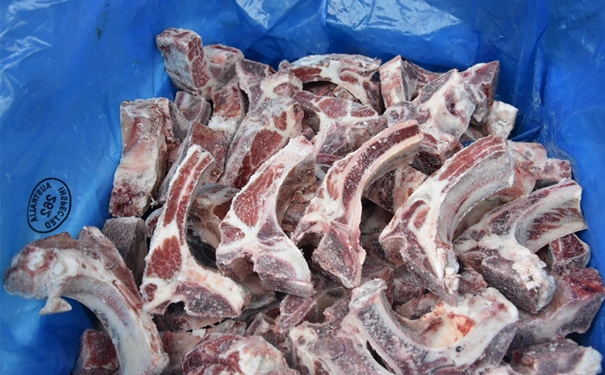 烏拉圭冷凍帶骨牛肉進口報關(guān)門到門代理服務 烏拉圭冷凍帶骨牛肉進口報關(guān)